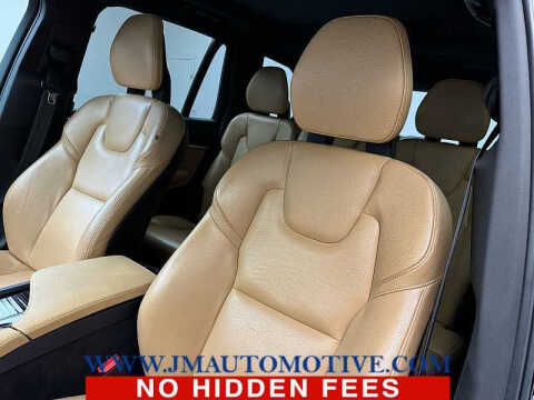 2017 Volvo XC90 T6 Momentum