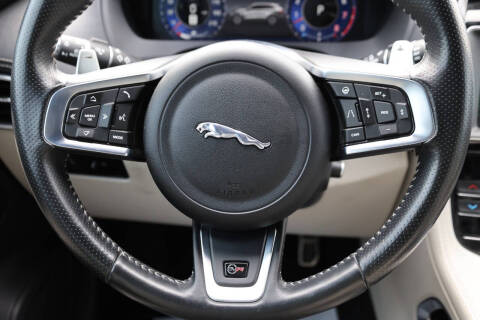 2020 Jaguar F-PACE SVR