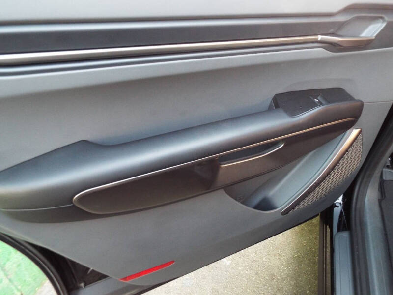 2024 Kia EV9 Light Long Range