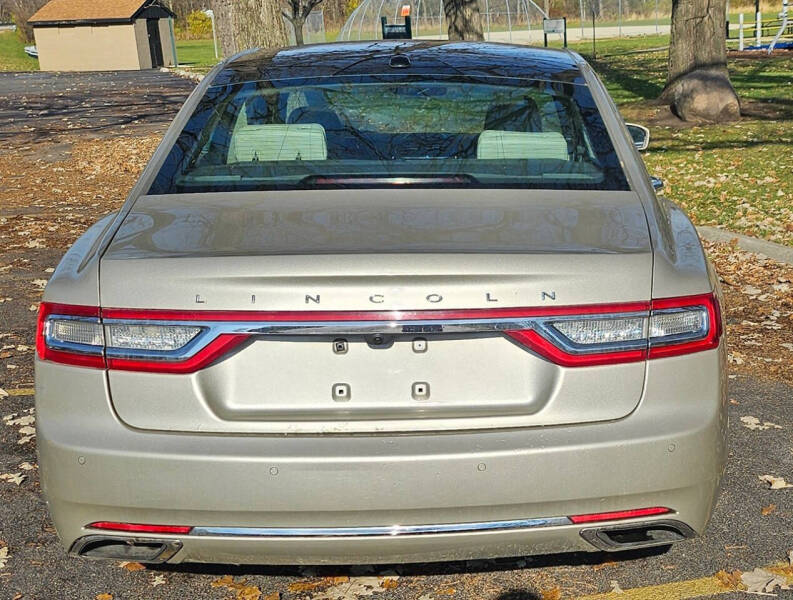 2017 Lincoln Continental Reserve