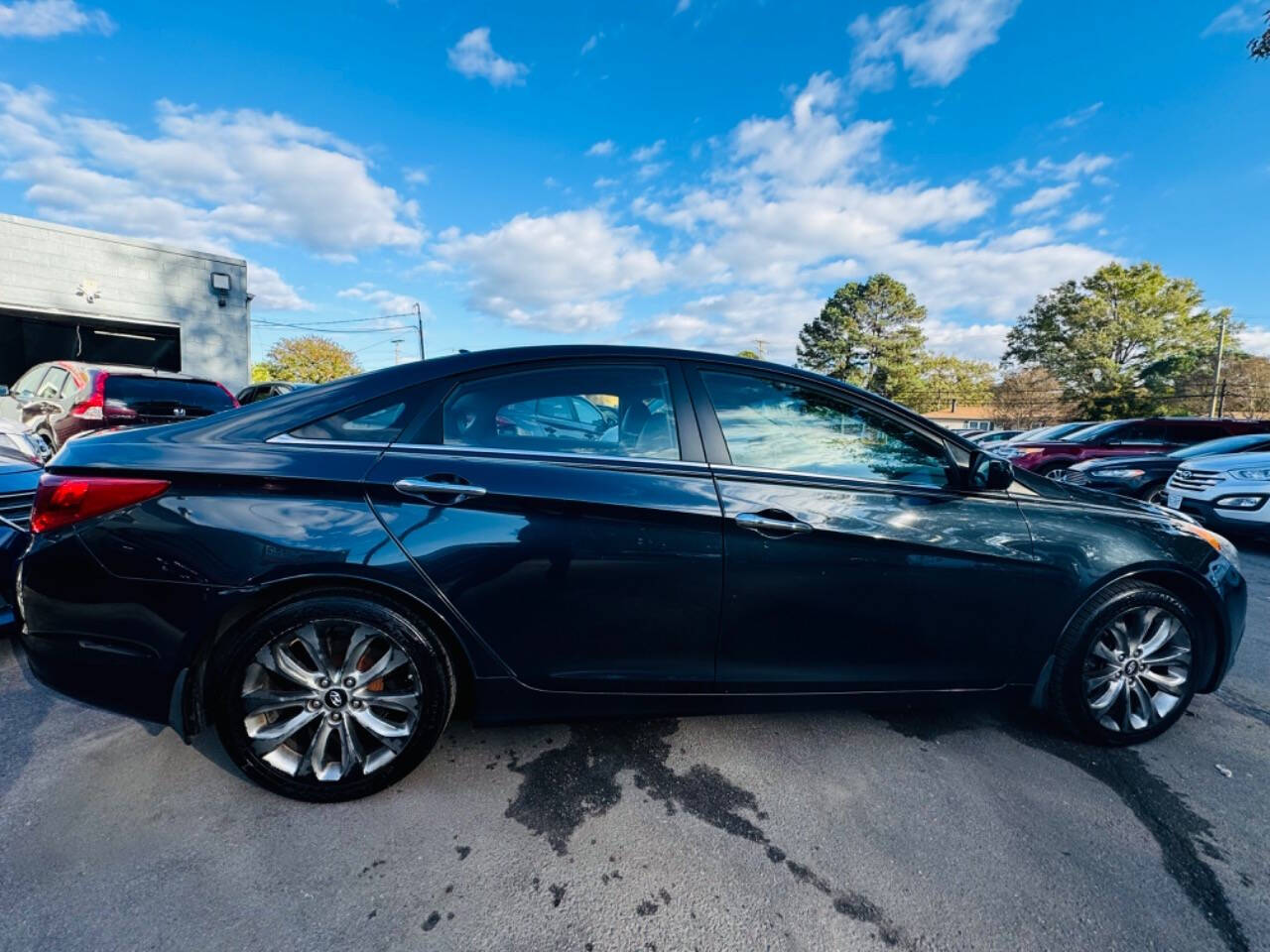 2011 Hyundai SONATA for sale at Omega Auto Sales in Chesapeake, VA