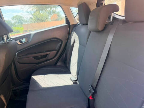 2015 Ford Fiesta SE