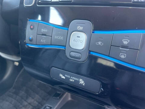 2015 Nissan LEAF S