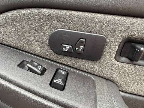 2003 Chevrolet Silverado 1500 SS