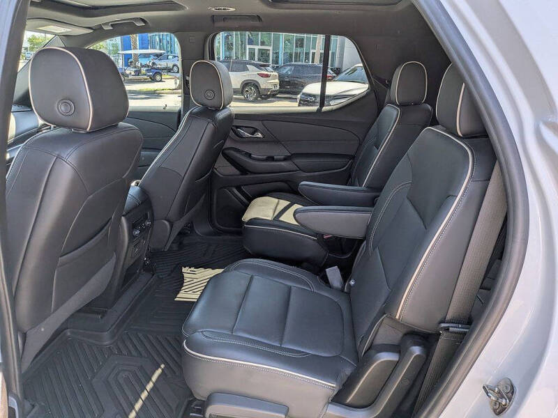2023 Chevrolet Traverse Premier