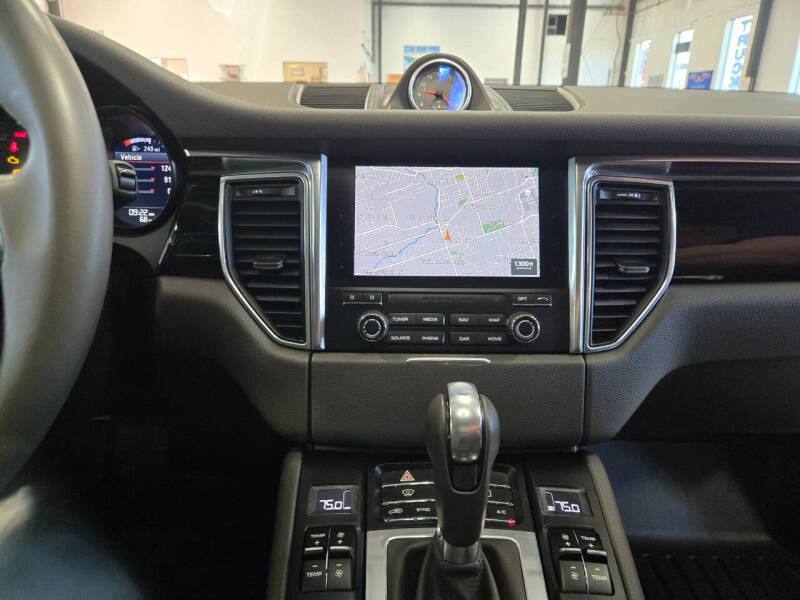 2017 Porsche Macan S