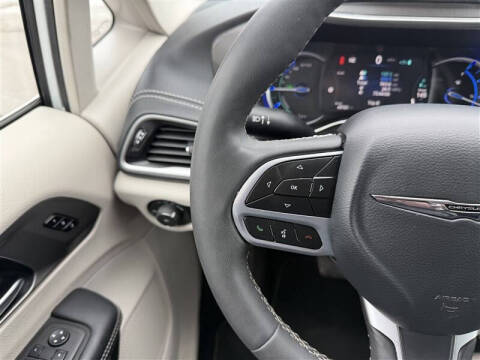 2024 Chrysler Pacifica Plug-In Hybrid