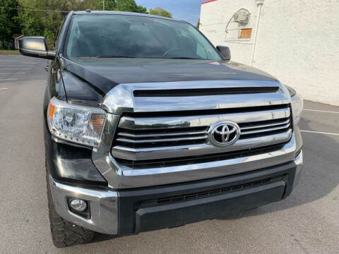 2017 Toyota Tundra for sale at LUXURY AUTO MALL in Tampa FL
