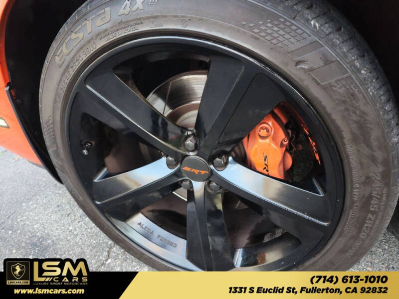 2008 Dodge Challenger SRT8