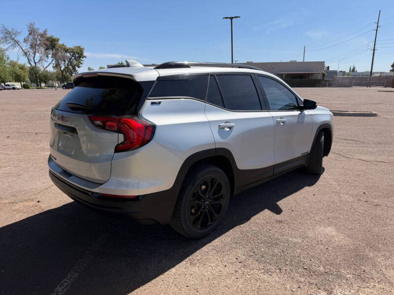 2020 GMC Terrain SLT