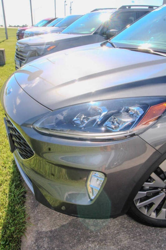 2022 Ford Escape Titanium