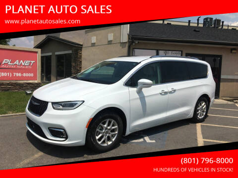 2021 Chrysler Pacifica for sale at PLANET AUTO SALES in Lindon UT