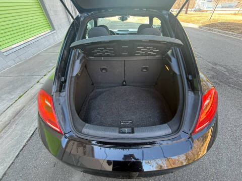 2016 Volkswagen Beetle 1.8T S PZEV