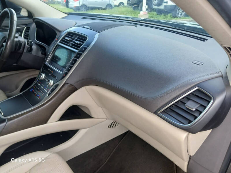 2019 Lincoln Nautilus Reserve