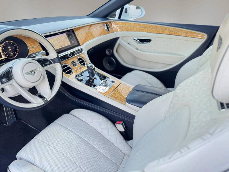 2020 Bentley Continental GTC V8