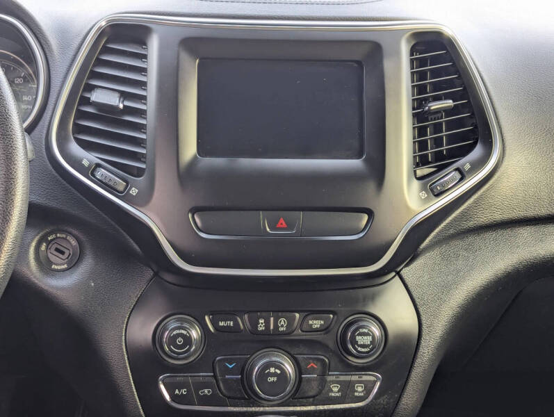 2019 Jeep Cherokee Latitude