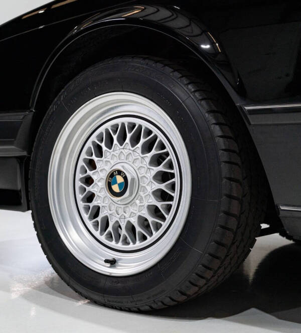 1987 BMW M6