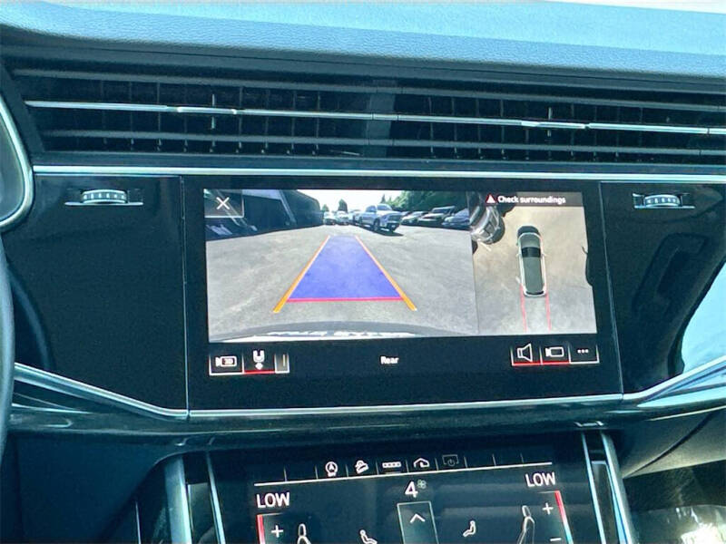 2022 Audi Q7 quattro Premium Plus 55 TFSI