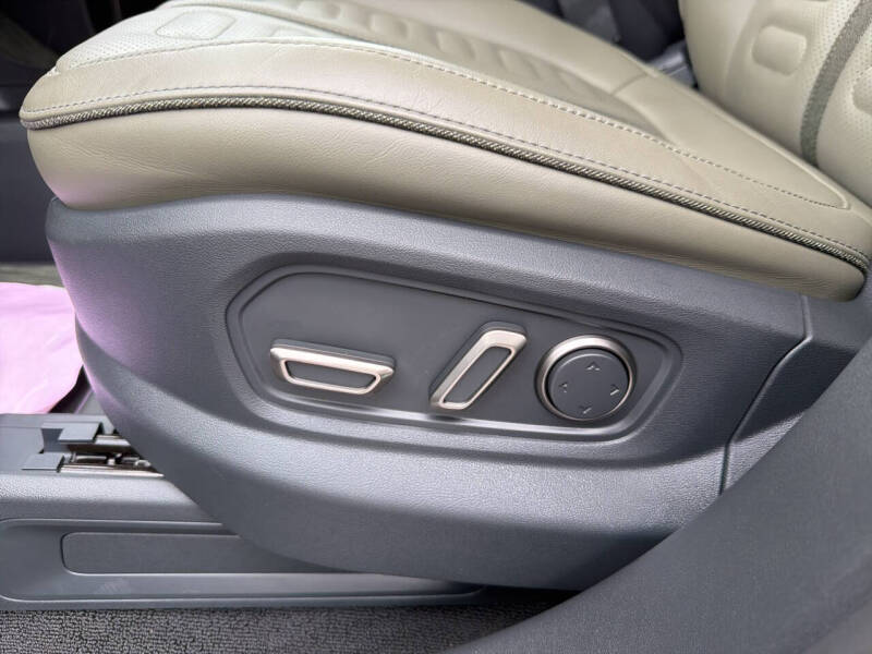 2023 Rivian R1T Launch Edition