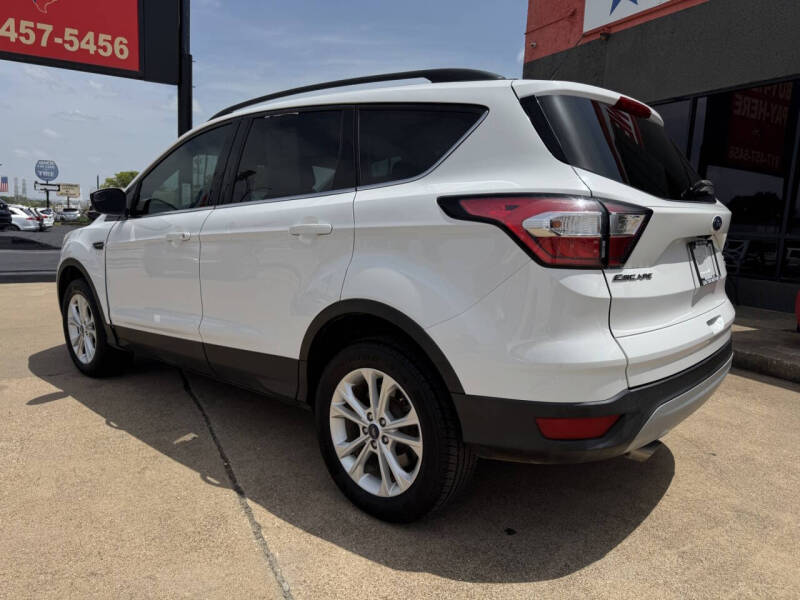 2018 Ford Escape SE