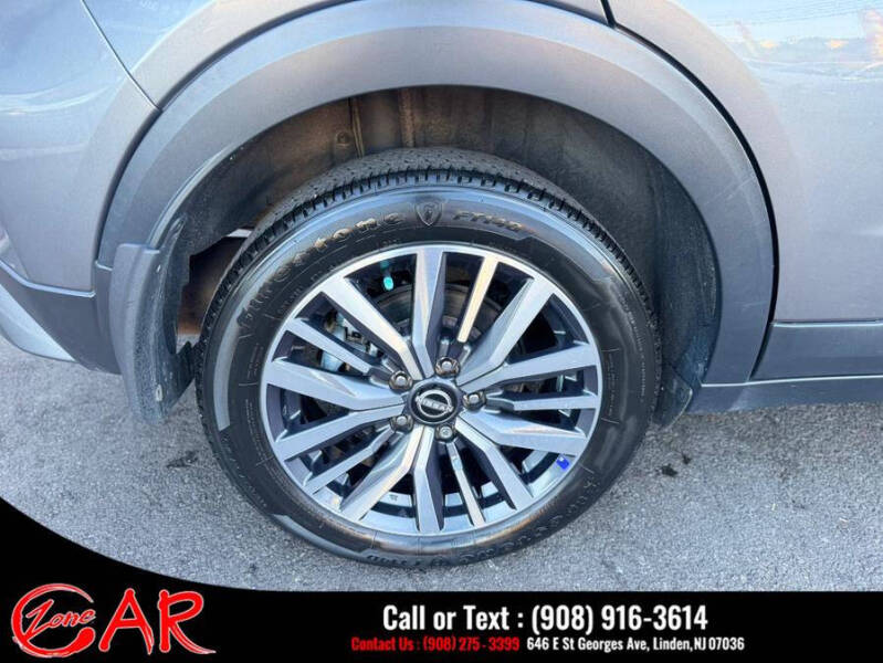 2023 Nissan Kicks SV