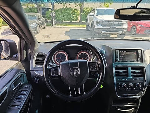 2018 Dodge Grand Caravan SE