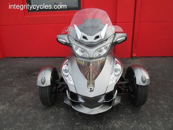 2011 Can-Am Spyder RT-S SE5