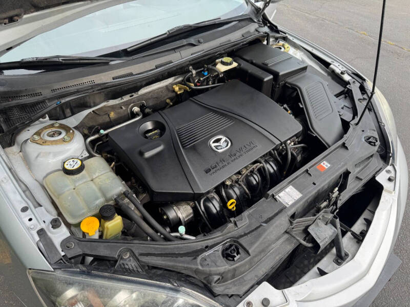 2005 Mazda MAZDA3 s