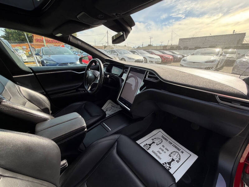 2016 Tesla Model S 90D