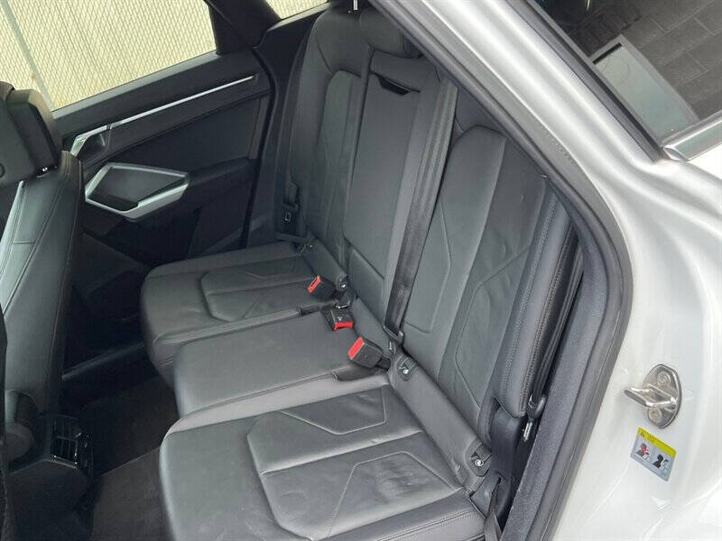 2023 Audi Q3 quattro S line Premium 45 TFSI