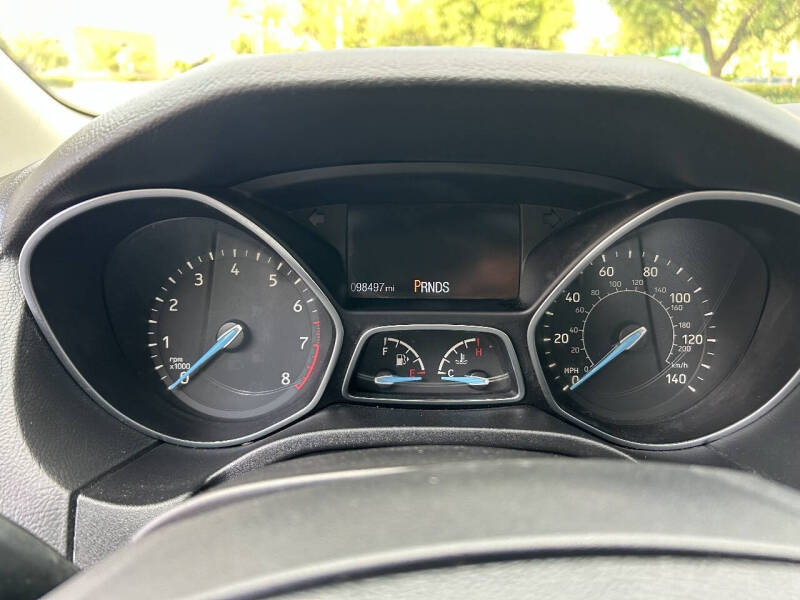 2016 Ford Focus SE