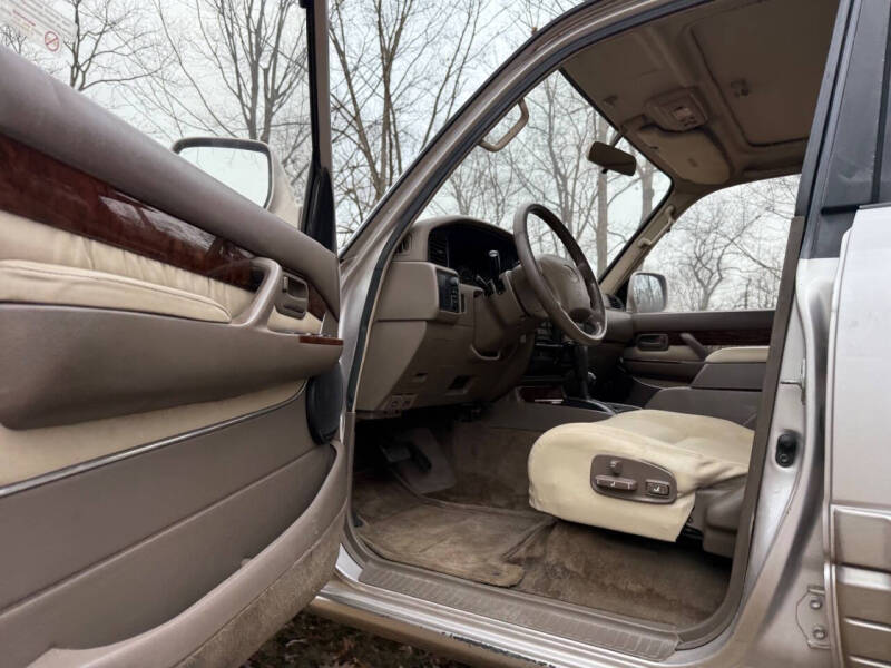1996 Lexus LX 450
