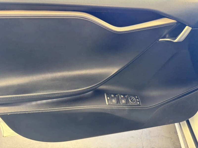 2018 Tesla Model S 75D