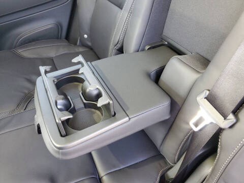 2025 Volvo XC90 B6 Ultra Bright Theme 7P