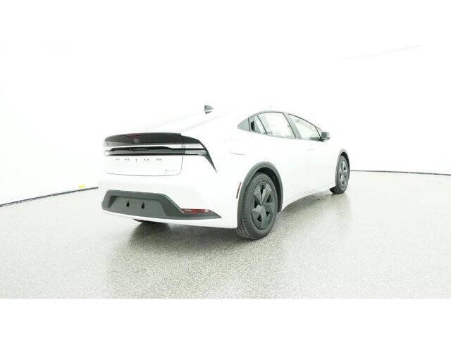 2026 Toyota Prius Plug-in Hybrid SE