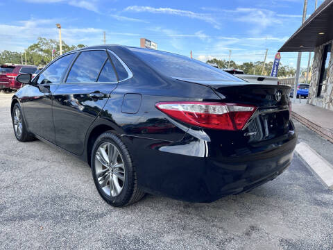 2017 Toyota Camry SE