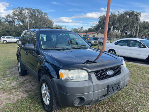 2005 Ford Escape for sale at Massey Auto Sales in Mulberry FL