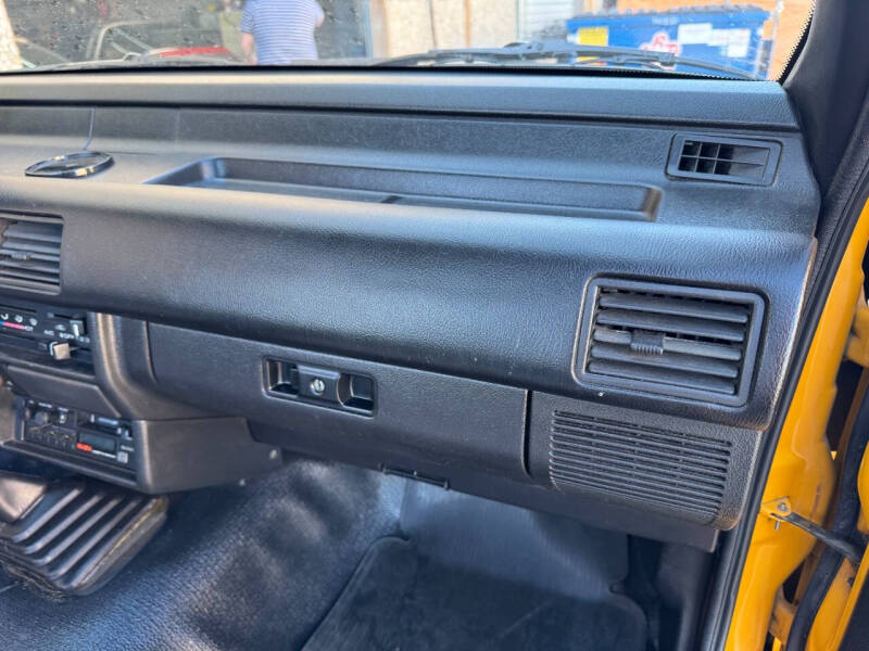 1989 Isuzu Amigo S