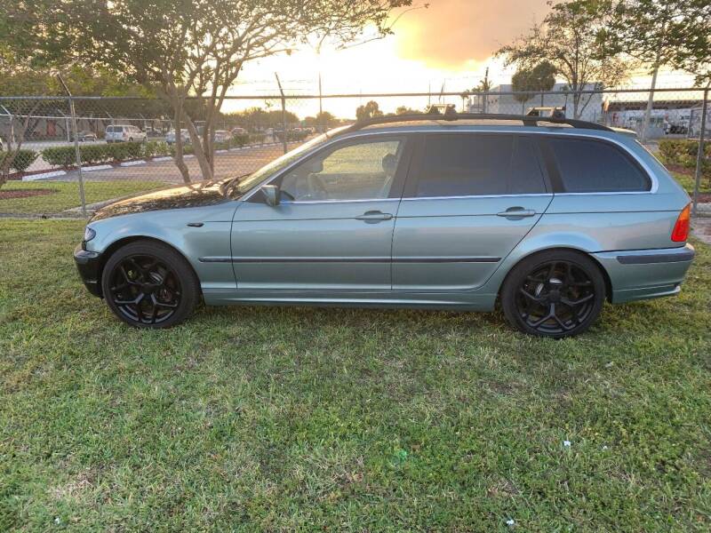 2005 BMW 3 Series for sale at DREAMS CARS & TRUCKS SPECIALTY CORP in Hollywood FL