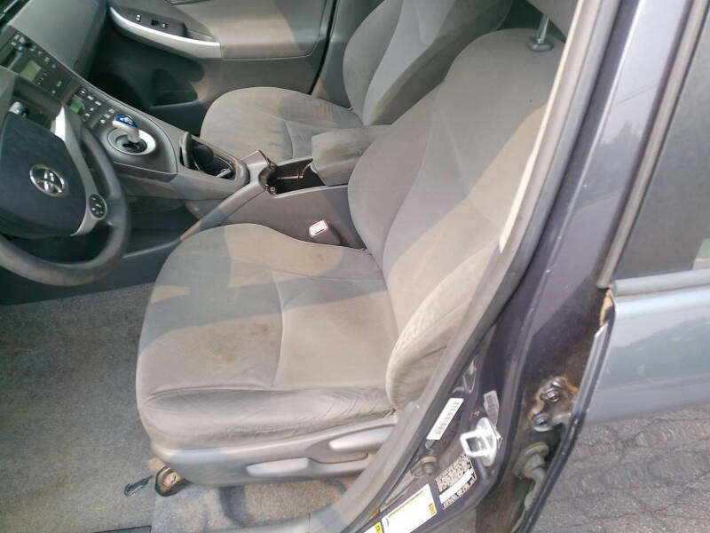 2011 Toyota Prius Two