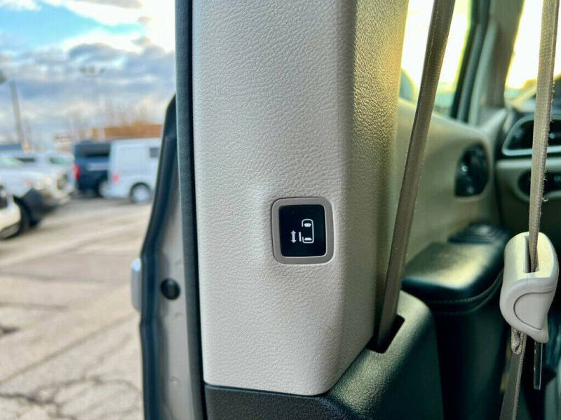 2021 Chrysler Pacifica Touring L