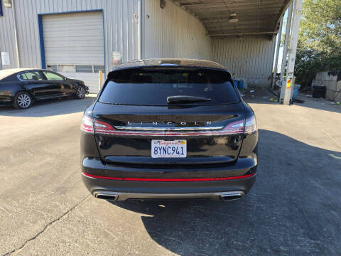 2021 Lincoln Nautilus Reserve