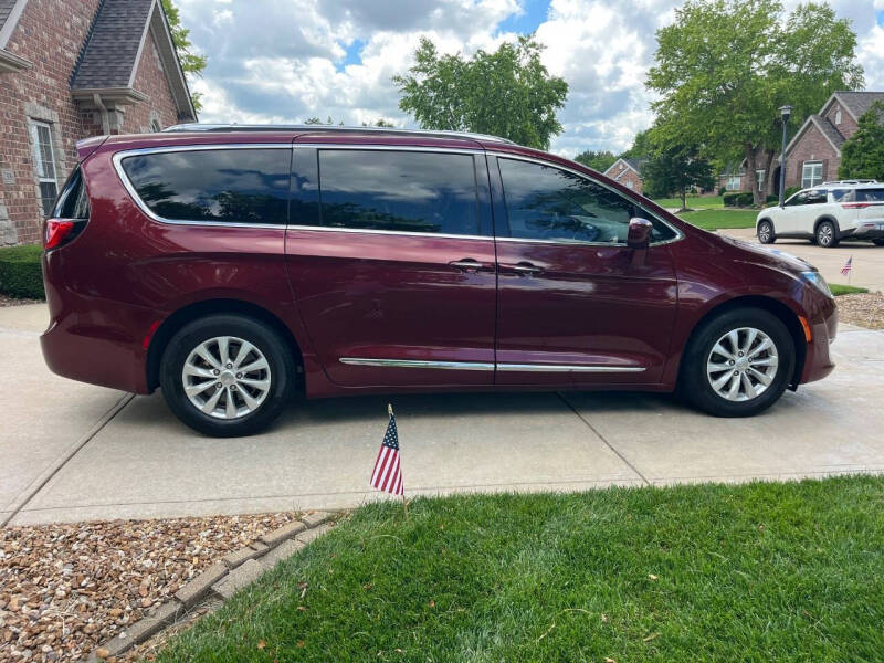2019 Chrysler Pacifica Touring L