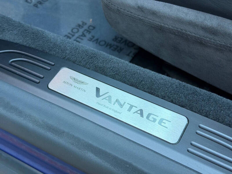 2019 Aston Martin Vantage