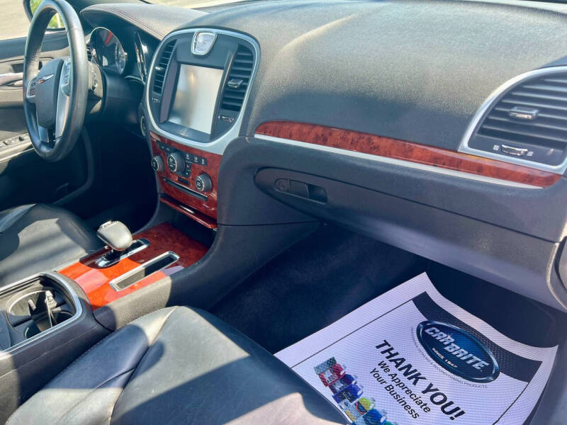 2013 Chrysler 300