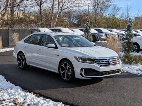 2021 Volkswagen Passat R-Line