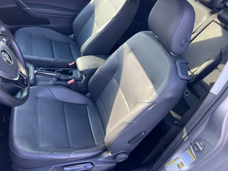 2015 Volkswagen Golf TSI S