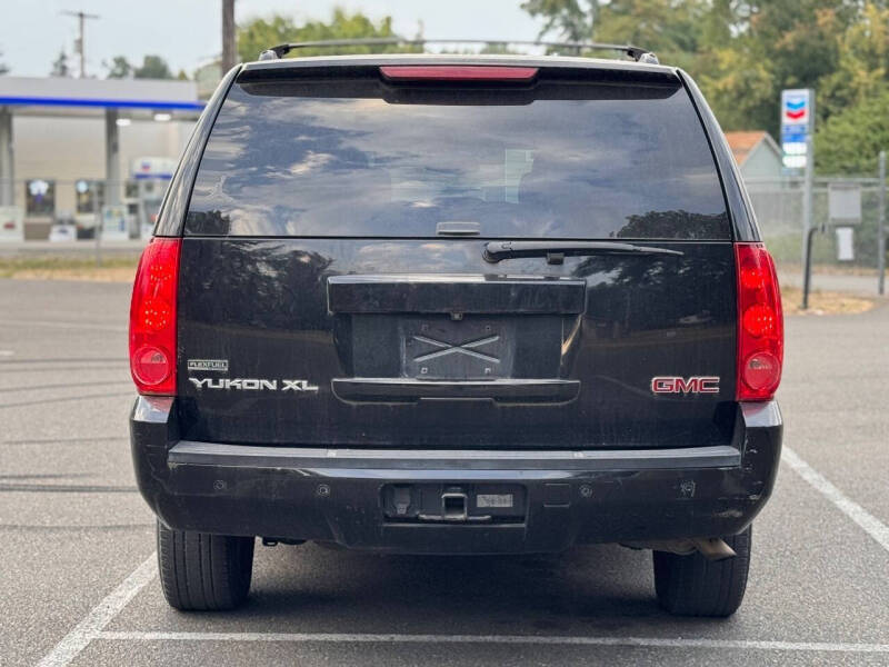 2011 GMC Yukon XL SLT