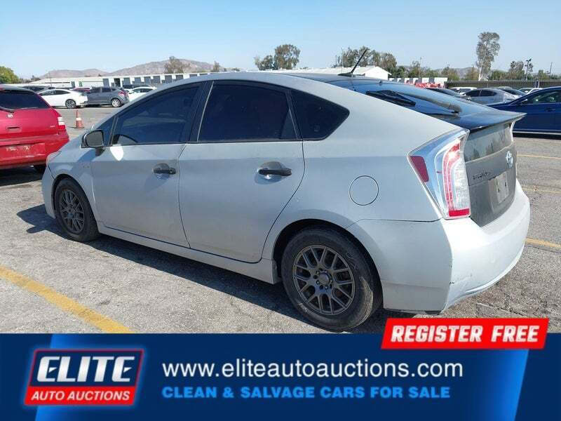 2015 Toyota Prius Three