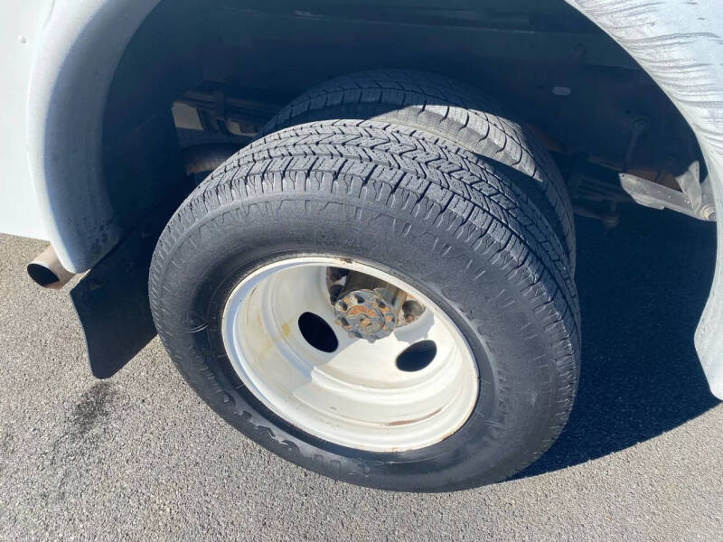 2013 Ford E-Series E-450 SD